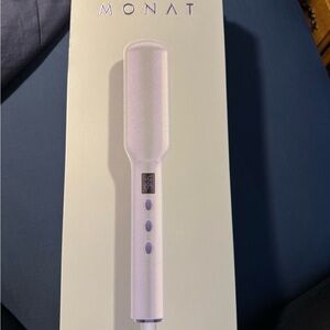 Monat Hair Styling Tool in White